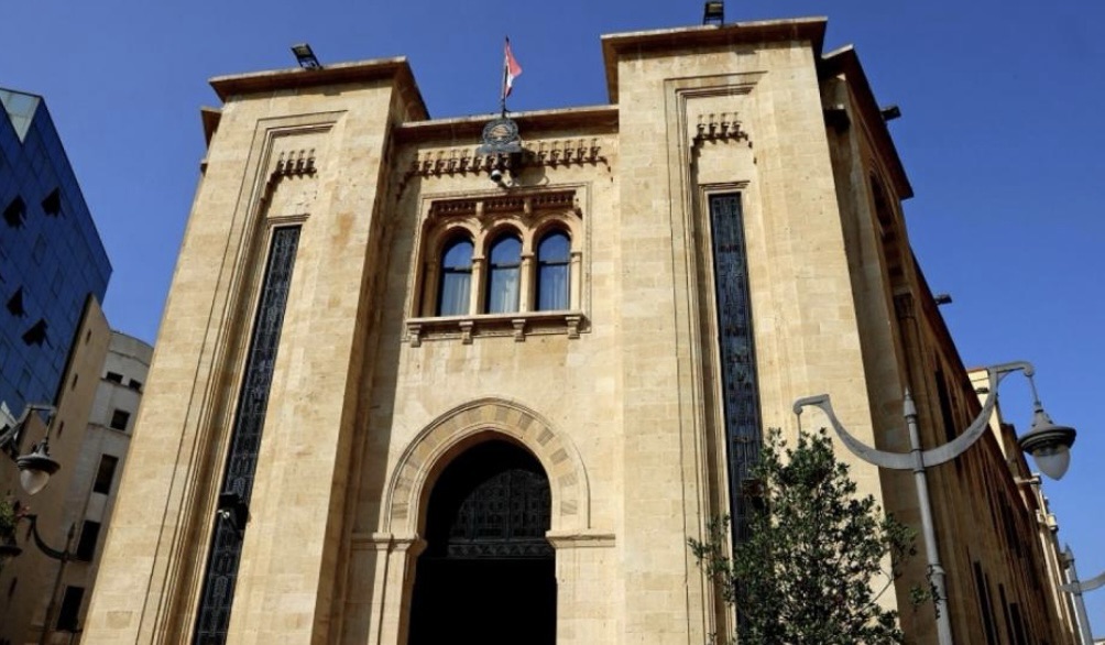 التأخير الحكومي يفتح نقاش مجلس الشيوخ… واعتراض